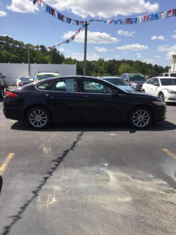 2017 Ford Fusion SE