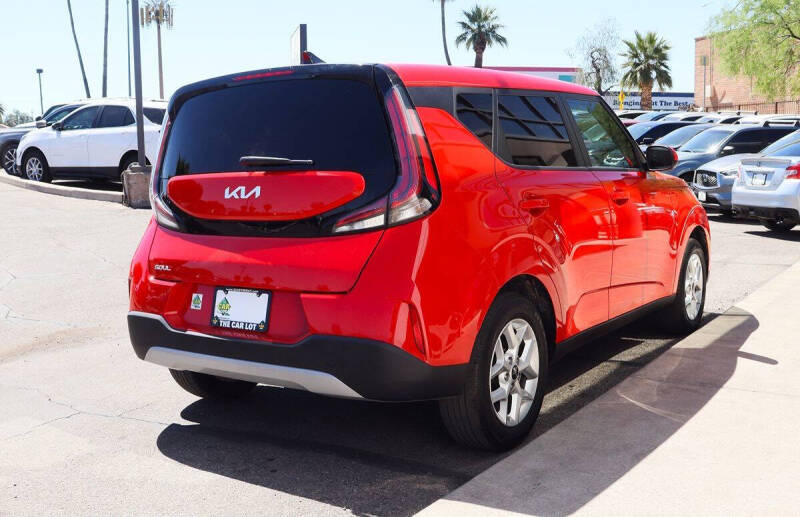 2024 Kia Soul LX