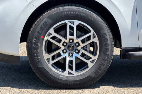 2026 Ford Expedition Active