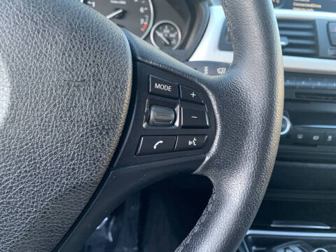 2014 BMW 3 Series 320i