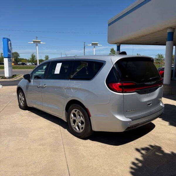 2024 Chrysler Pacifica Limited