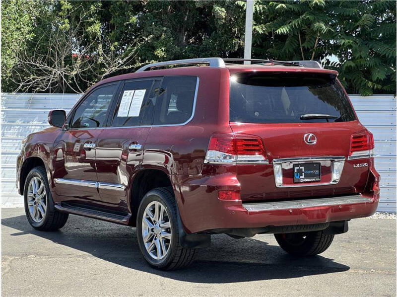 2013 Lexus LX 570
