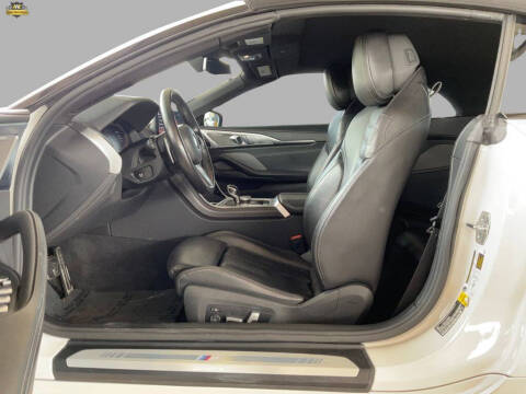 2023 BMW 8 Series 840i