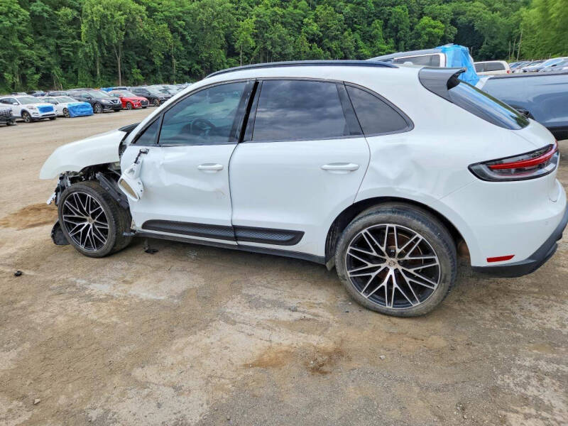 2022 Porsche Macan