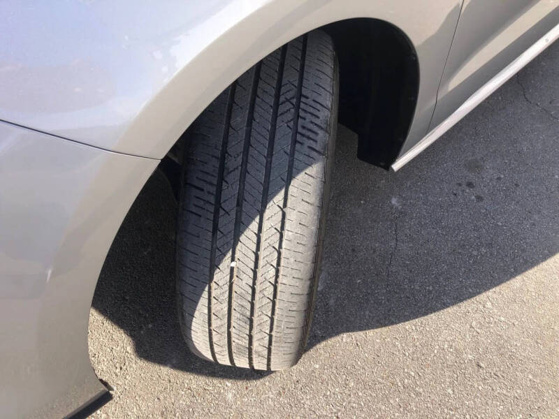 2024 Toyota Sienna XLE 7-Passenger