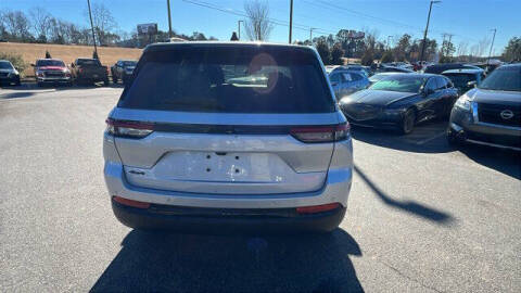 2024 Jeep Grand Cherokee Altitude