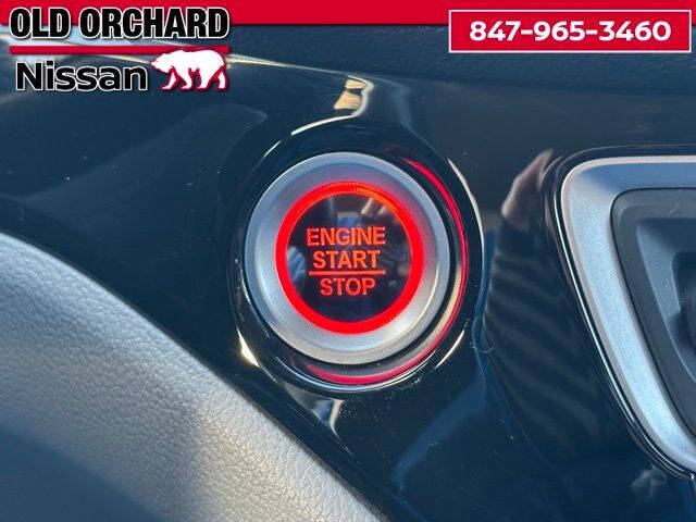 2019 Honda Pilot Touring w/Rear Captain's Chairs