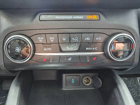 2020 Ford Escape SEL