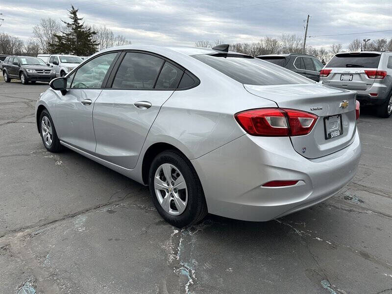 2018 Chevrolet Cruze LS Auto