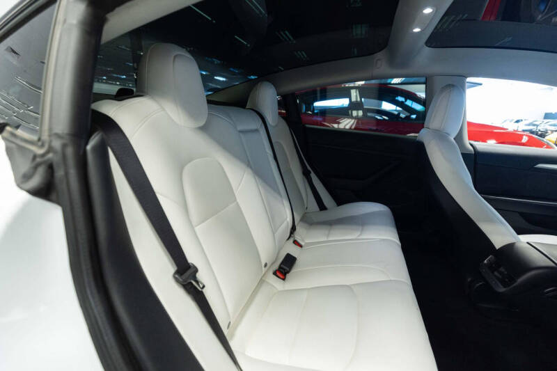 2022 Tesla Model 3 Performance