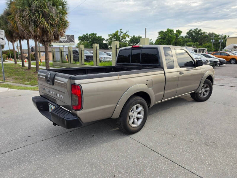 2004 Nissan Frontier XE