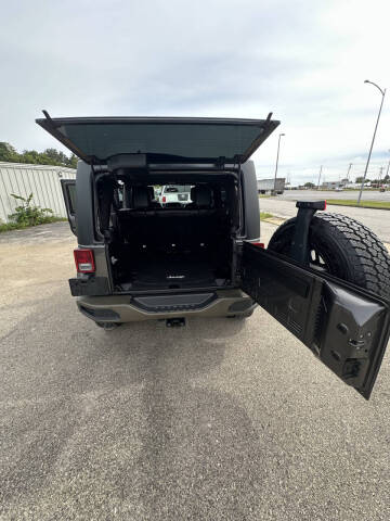 2017 Jeep Wrangler Unlimited Sahara