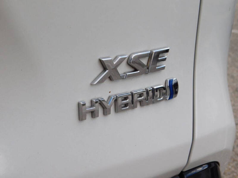 2020 Toyota RAV4 Hybrid XSE