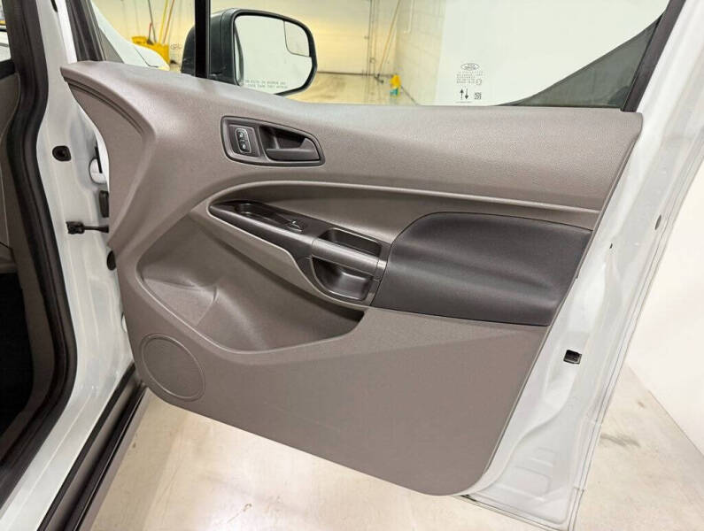 2022 Ford Transit Connect XL