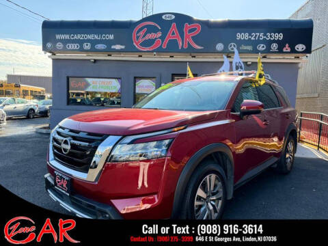 2023 Nissan Pathfinder SL