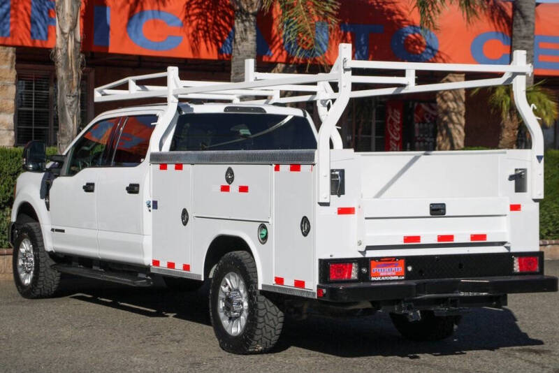 2022 Ford F-350 Super Duty XLT