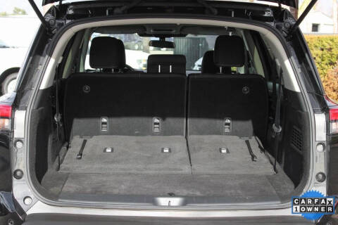 2024 Nissan Pathfinder S