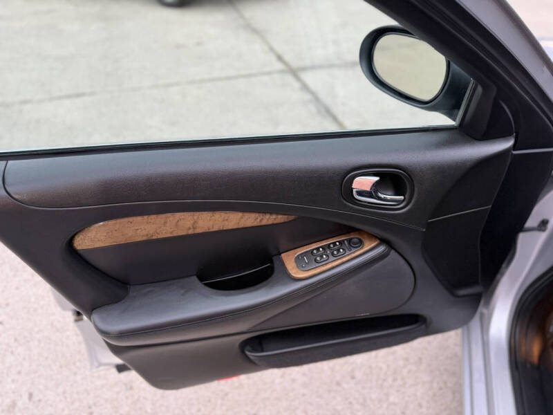 2004 Jaguar S-Type 4.2