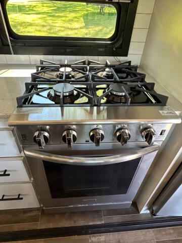 2021 Jayco North Point Fifth Wheel