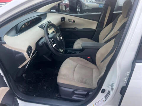 2016 Toyota Prius Two