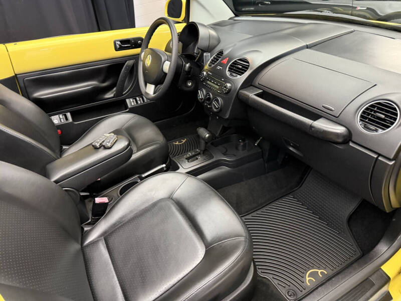 2007 Volkswagen New Beetle Convertible 2.5