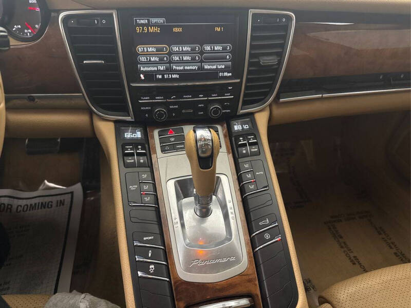 2012 Porsche Panamera 4