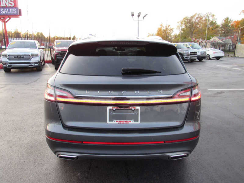 2022 Lincoln Nautilus Reserve