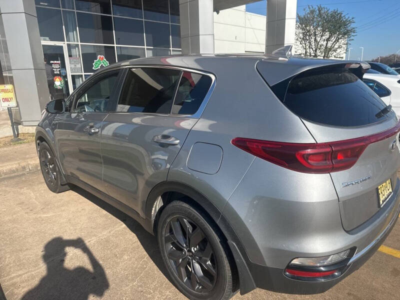 2022 Kia Sportage LX