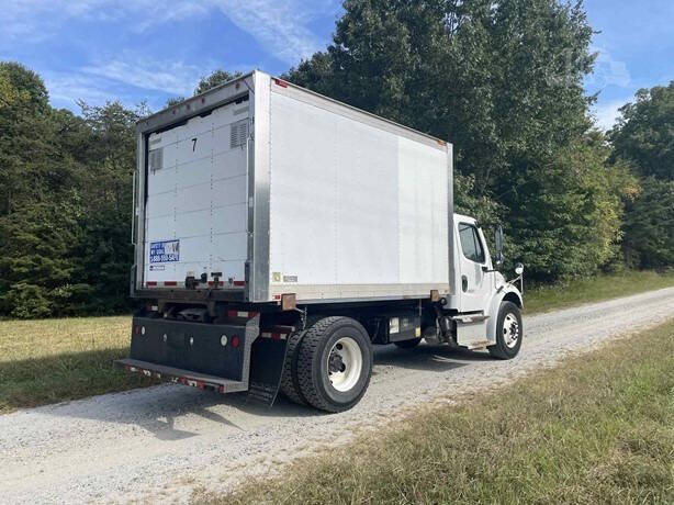 2014 Freightliner M2 106