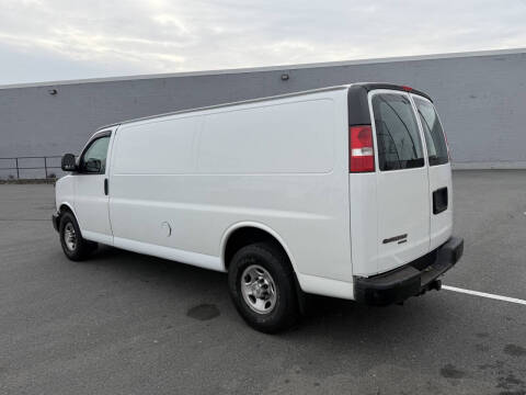 2015 Chevrolet Express 2500
