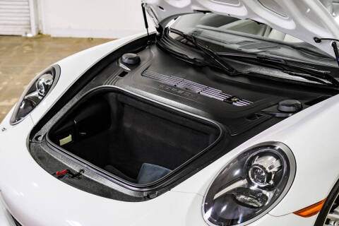 2017 Porsche 911 Carrera