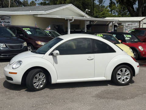 2010 Volkswagen New Beetle