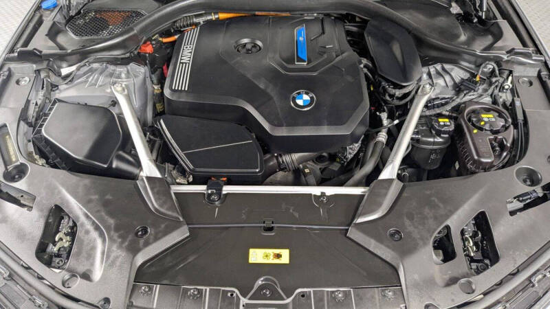 2022 BMW 5 Series 530e