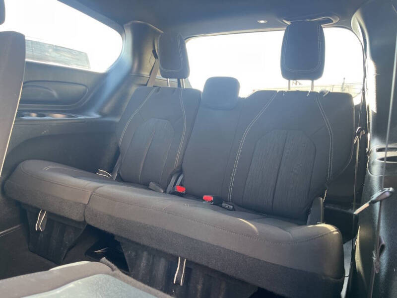 2022 Chrysler Pacifica Touring