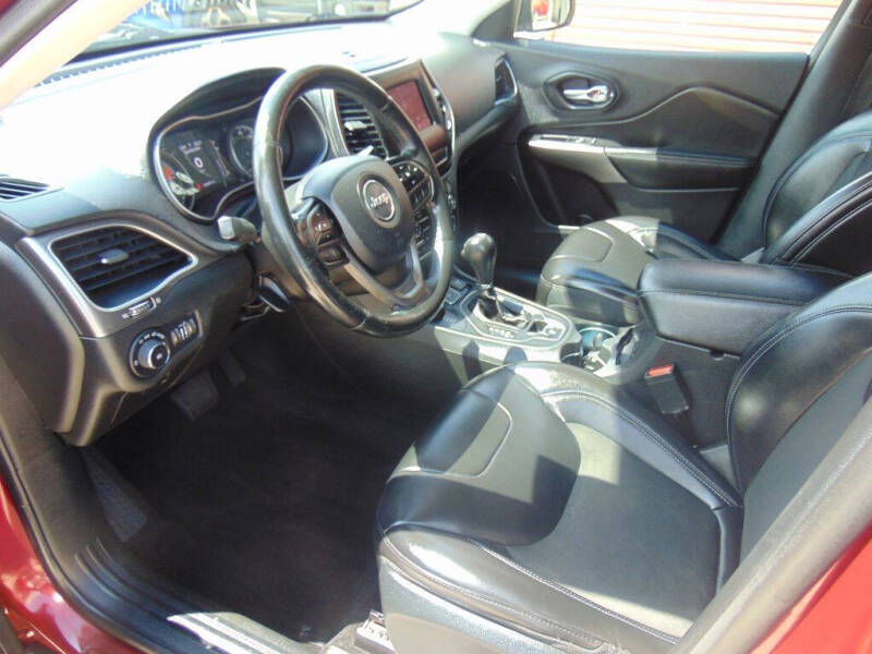 2019 Jeep Cherokee Latitude Plus