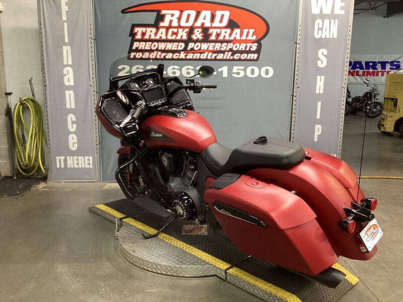 2024 Indian CHALLENGER DARK HORSE WITH POW