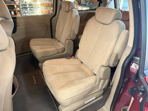 2008 Hyundai Entourage GLS