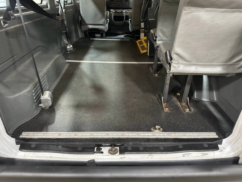 2013 Ford E-Series E-150