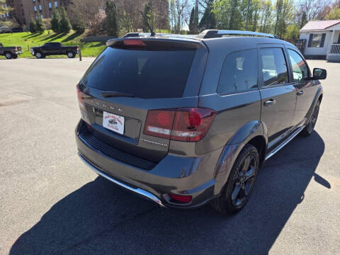 2018 Dodge Journey Crossroad