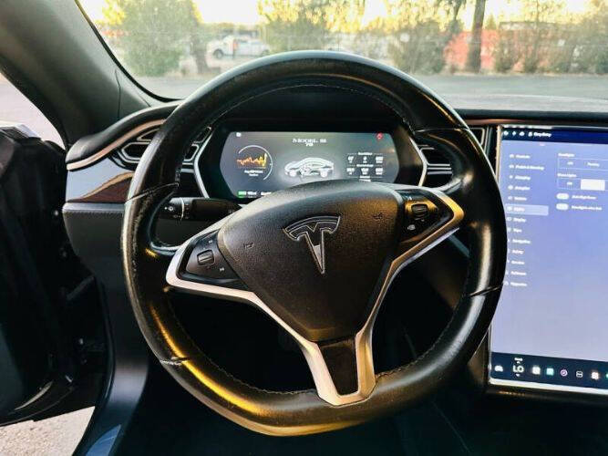 2017 Tesla Model S 75