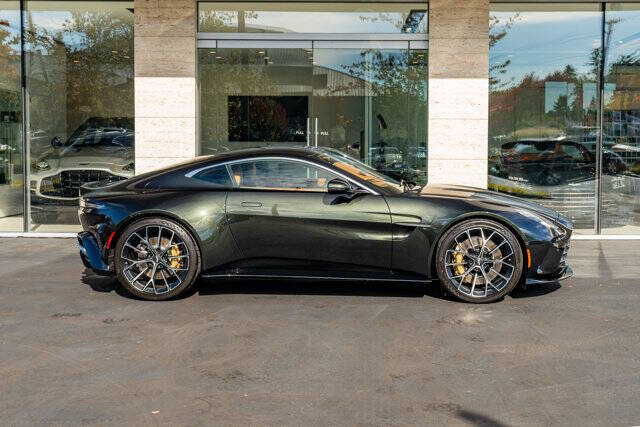 2025 Aston Martin Vantage