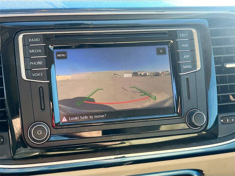 2019 Volkswagen Beetle 2.0T SE