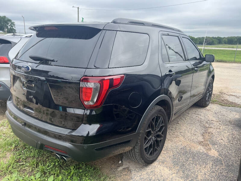 2019 Ford Explorer Sport