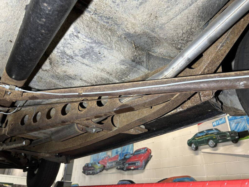 1947 Ford Super Deluxe