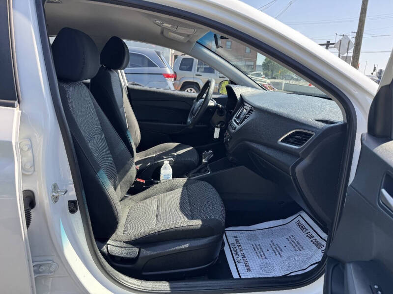 2019 Hyundai Accent SE