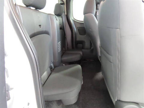 2023 Nissan Frontier S