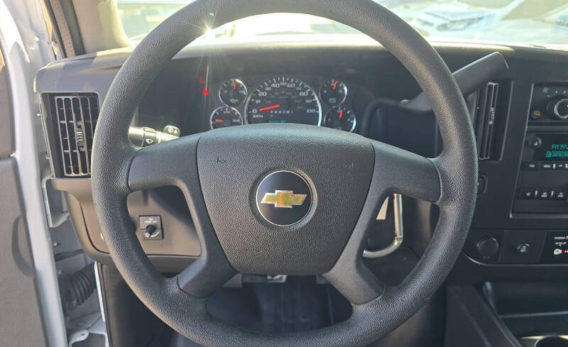 2021 Chevrolet Express 2500