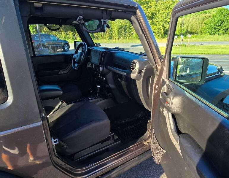 2016 Jeep Wrangler Willys Wheeler