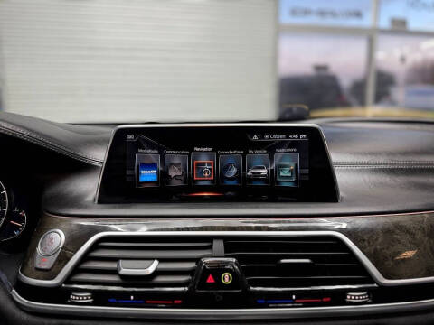 2017 BMW 7 Series 750i