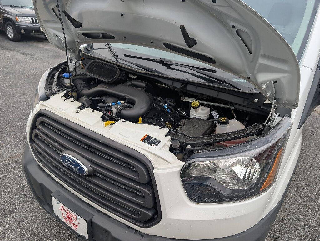 2017 Ford Transit 38